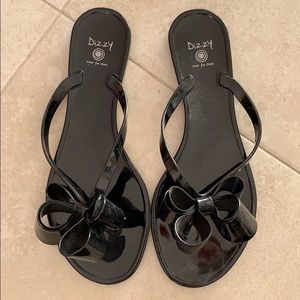 Dizzy flip flops